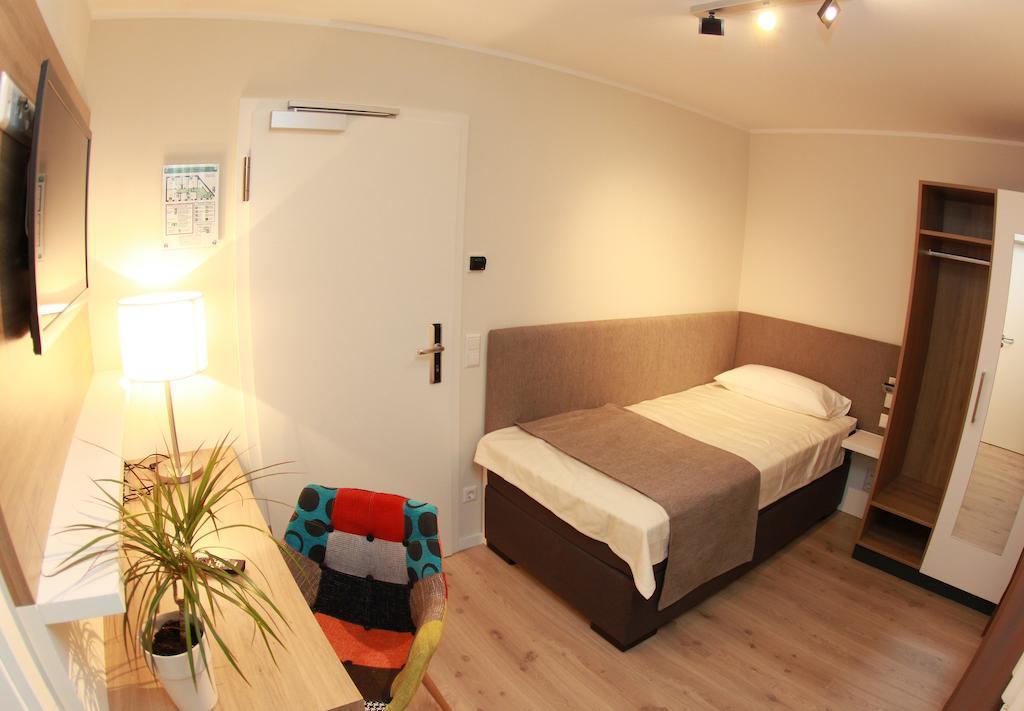 Hotel-Restaurant Entrada Bielefeld Habitación foto